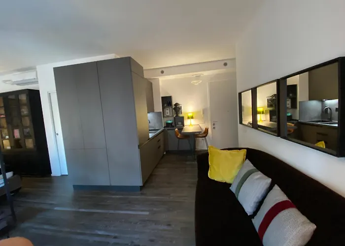 アパート Luxury Design *